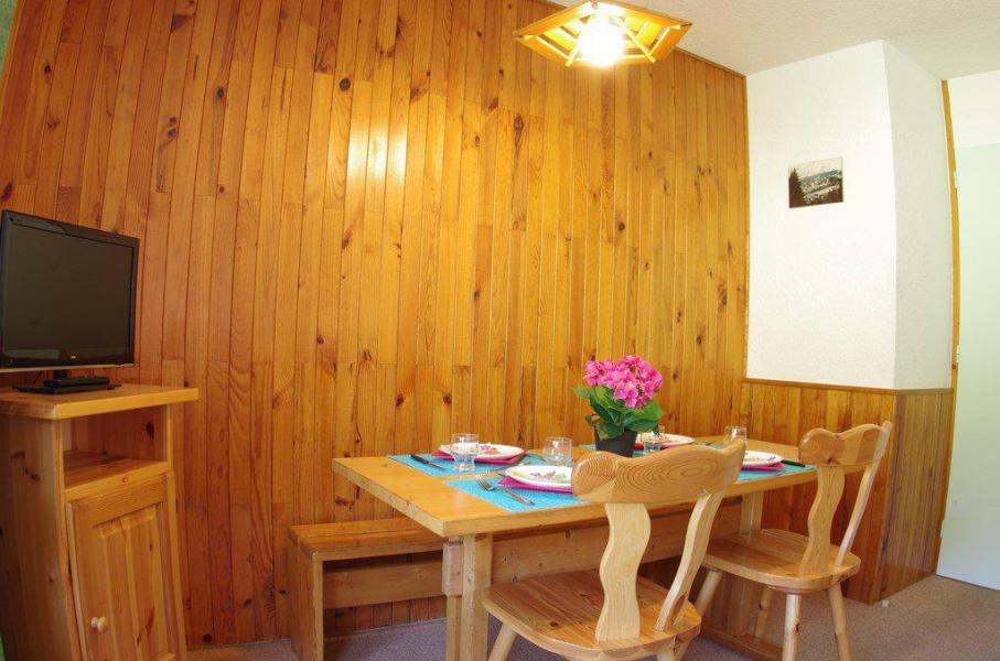 Rent in ski resort 2 room apartment 6 people (G146) - Résidence les Marches - Valmorel - Living room