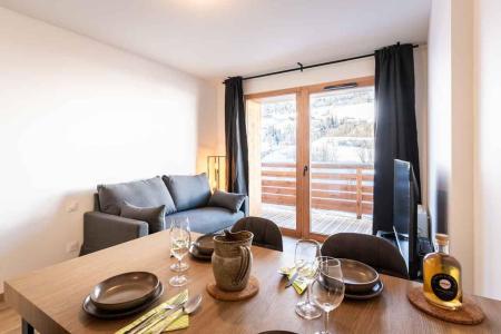 Rent in ski resort 2 room apartment 4 people (G491) - Le Roc - Valmorel - Living room