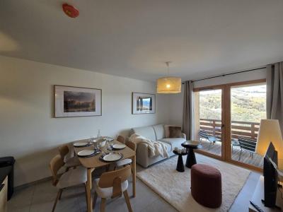 Rent in ski resort 3 room apartment 6 people (504-6) - Le Roc - Valmorel - Living room