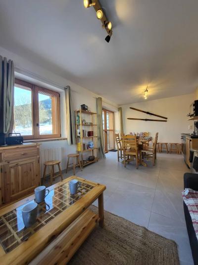 Rent in ski resort 3 room apartment 6 people (G493) - Le Roc - Valmorel - Living room