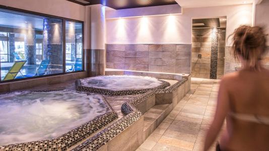 Ski verhuur Résidence Boutique La Grange Aux Fées - Valmorel - Jacuzzi