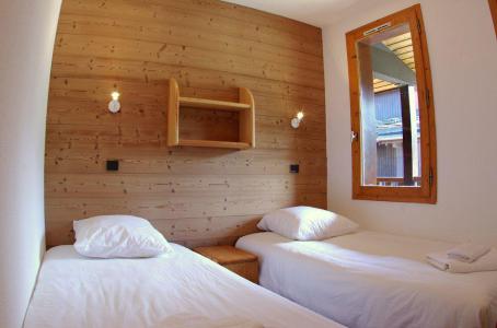 Rent in ski resort 2 room apartment 4 people (G371) - Résidence Cheval Blanc - Valmorel - Bedroom