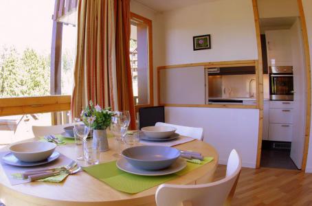 Rent in ski resort 3 room apartment 6 people (G090) - Résidence Cheval Blanc - Valmorel - Living room