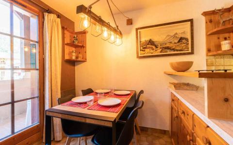 Rent in ski resort 2 room apartment 4 people (G453) - Résidence du Bourg-Morel - Valmorel - Dining area