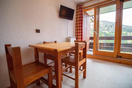 Rent in ski resort Studio cabin 4 people (012) - Résidence le Cristallin - Valmorel - Living room