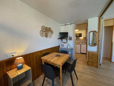 Rent in ski resort Studio 4 people (008) - Résidence le Pierrafort - Valmorel - Living room