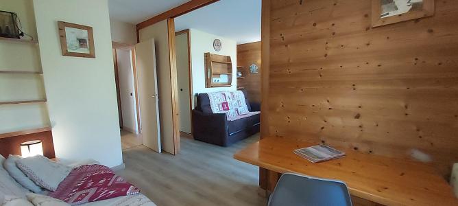 Rent in ski resort Divisible studio 4 people (020) - Résidence les Marches G - Valmorel