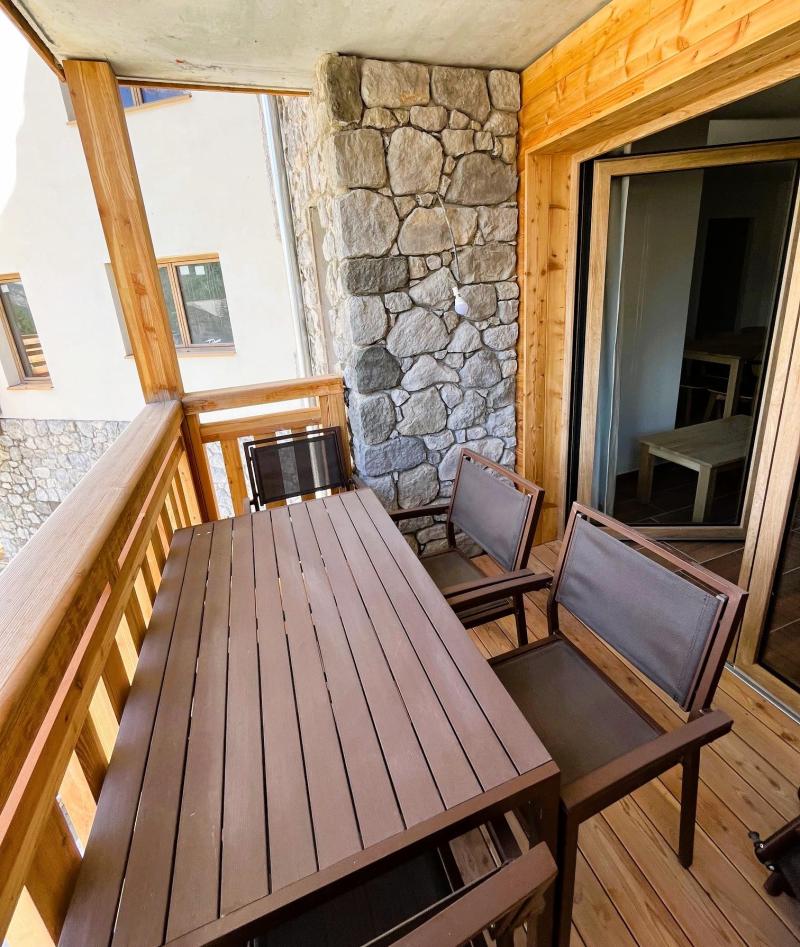 Rent in ski resort ARYA - Living Stone - Vars - Terrace