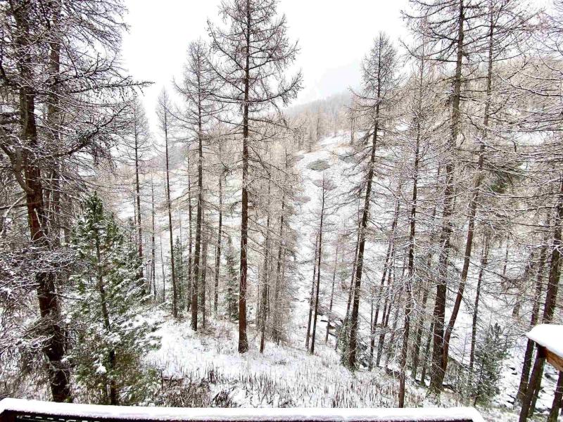 Vacances en montagne Chalet Le Flocon II - Vars - Extérieur hiver