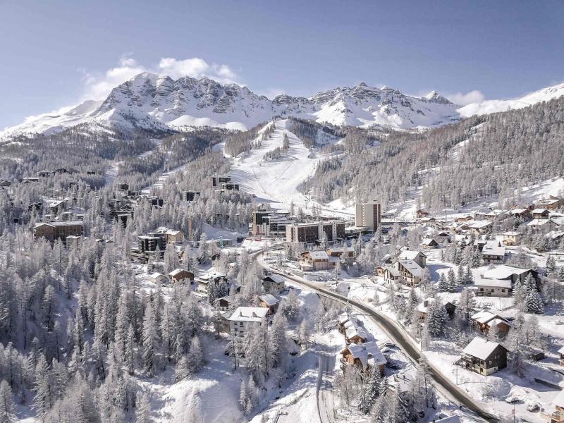 Ski verhuur L'Ourson - Vars - Buiten winter
