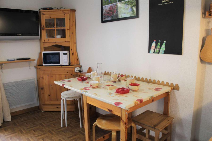 Wynajem na narty Apartament 2 pokojowy 4 osób (604) - La Résidence les Colchiques - Vars - Pokój gościnny