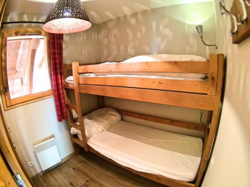 Skiverleih 3-Zimmer-Appartment für 6 Personen (C61) - Le Hameau des Rennes - Vars - Offener Schlafbereich
