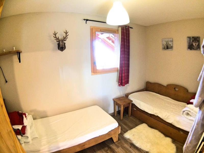 Rent in ski resort 4 room apartment 8 people (22C) - Le Hameau des Rennes - Vars - Bedroom