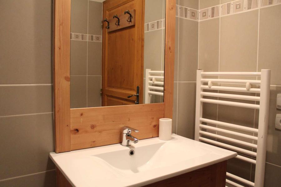 Ski verhuur Appartement duplex 4 kamers 6 personen (D22) - Le Hameau des Rennes - Vars - Badkamer