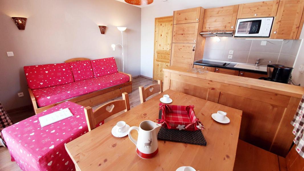 Rent in ski resort 2 room apartment 4 people (C21) - Les Chalets des Rennes - Vars - Living room