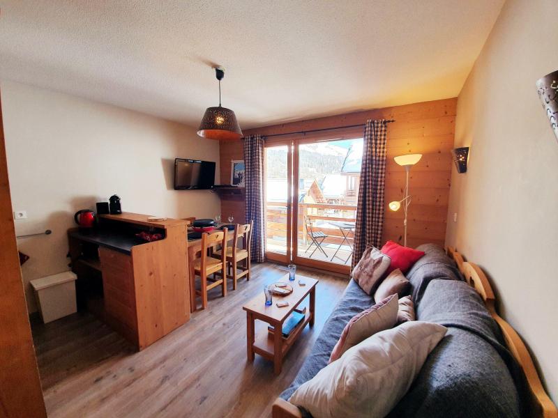 Rent in ski resort 2 room apartment 4 people (C32) - Les Chalets des Rennes - Vars - Living room
