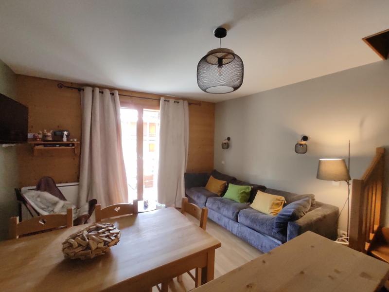Rent in ski resort 3 room duplex apartment 6 people (D41) - Les Chalets des Rennes - Vars - Living room