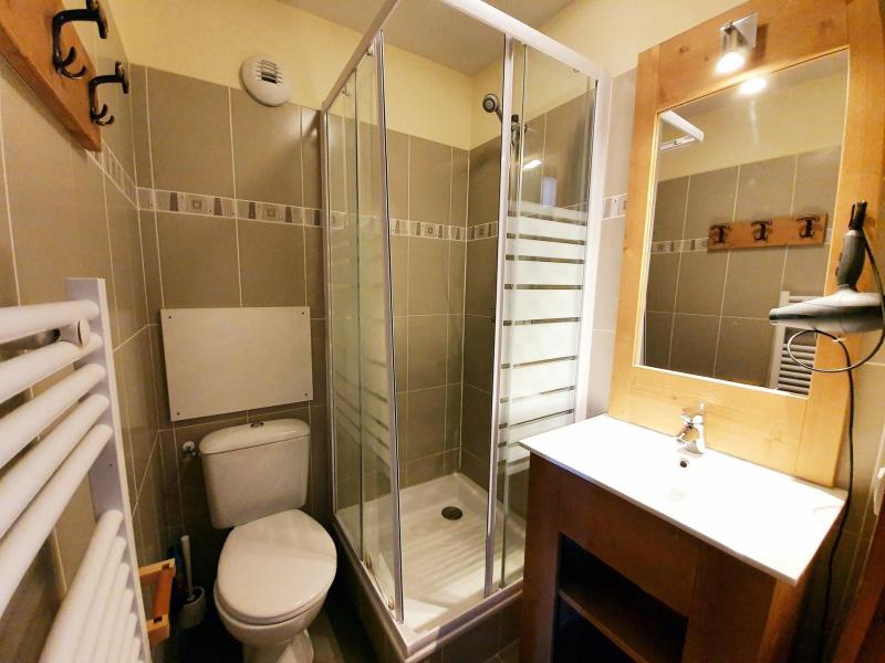 Ski verhuur Appartement duplex 3 kamers 6 personen (E31) - Les Chalets des Rennes - Vars - Badkamer