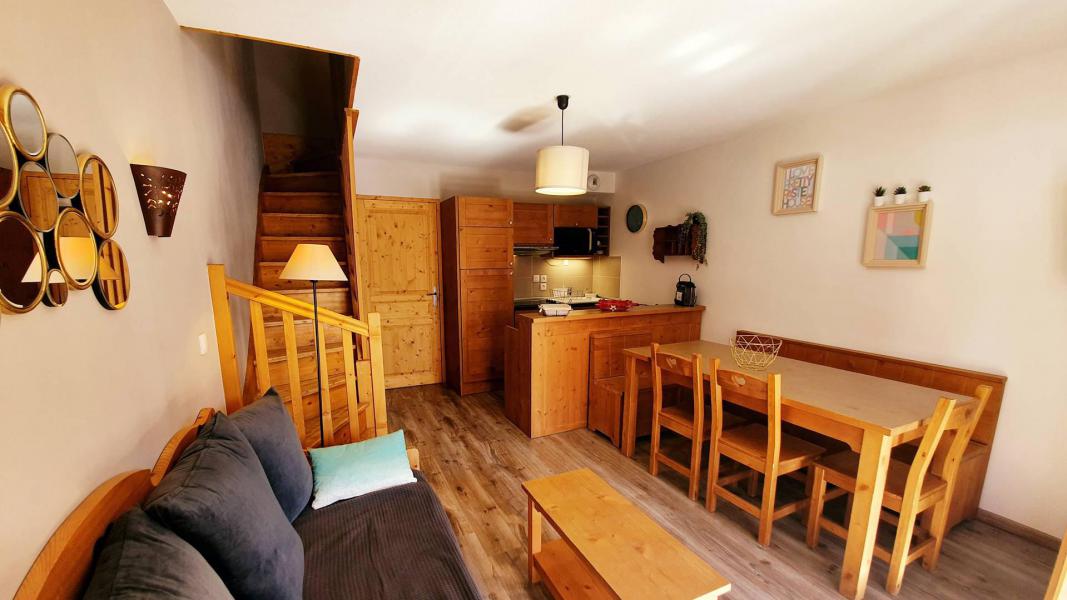 Location au ski Appartement duplex 3 pièces 6 personnes (41) - Les Chalets des Rennes - Vars - Appartement