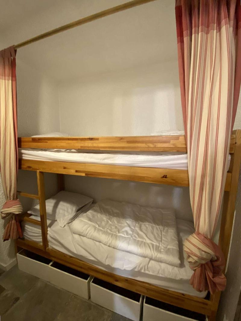 Rent in ski resort 2 room apartment 6 people (801) - O CHALET DANA - Vars