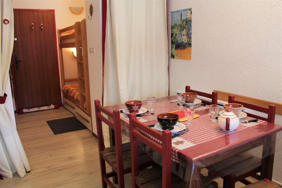 Skiverleih Studio Schlafnische 4 Personen (045) - Résidence Centre Vars - Vars - Wohnzimmer