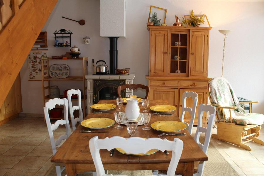 Rent in ski resort 3 room apartment 6 people (10ALB) - Résidence l'Aiglon - Vars - Living room