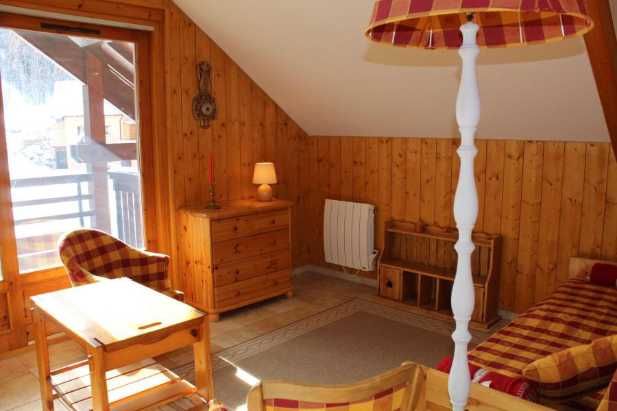 Ski verhuur Appartement 3 kamers 6 personen (10ALB) - Résidence l'Aiglon - Vars - Woonkamer