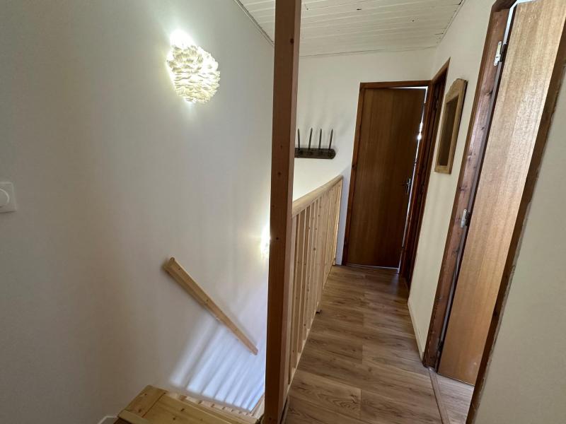 Wynajem na narty Apartament duplex 4 pokojowy kabina  6 osób - Résidence La Piloselle - Vars - Korytarz