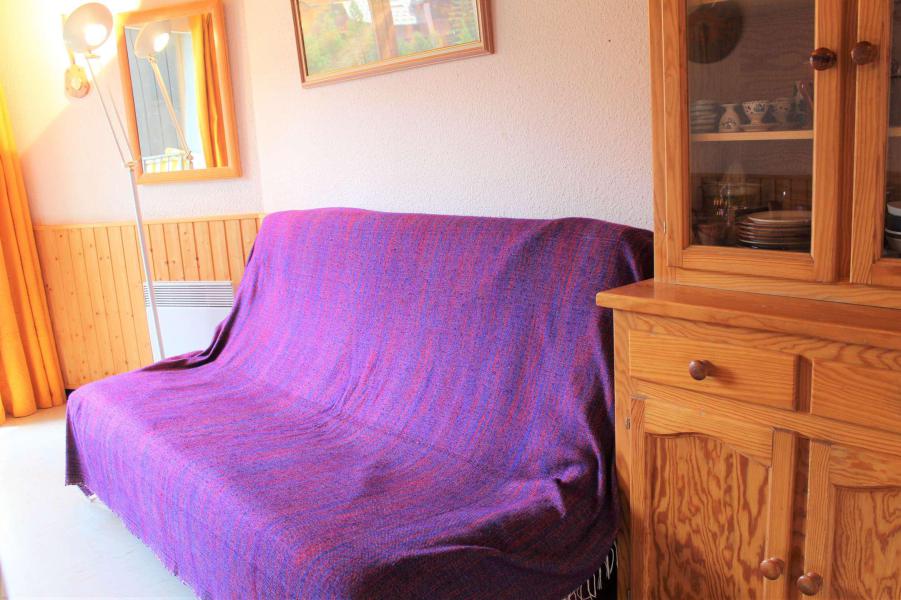 Rent in ski resort Studio sleeping corner 4 people (404) - Résidence Lauzet - Vars - Living room