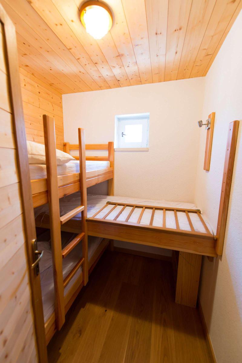 Skiverleih 3-Zimmer-Holzhütte für 6 Personen (712) - Résidence le Chambeyron - Vars - Offener Schlafbereich