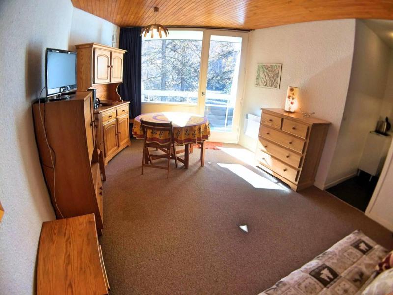 Rent in ski resort Studio cabin 4 people (506) - Résidence le Chambeyron - Vars - Living room