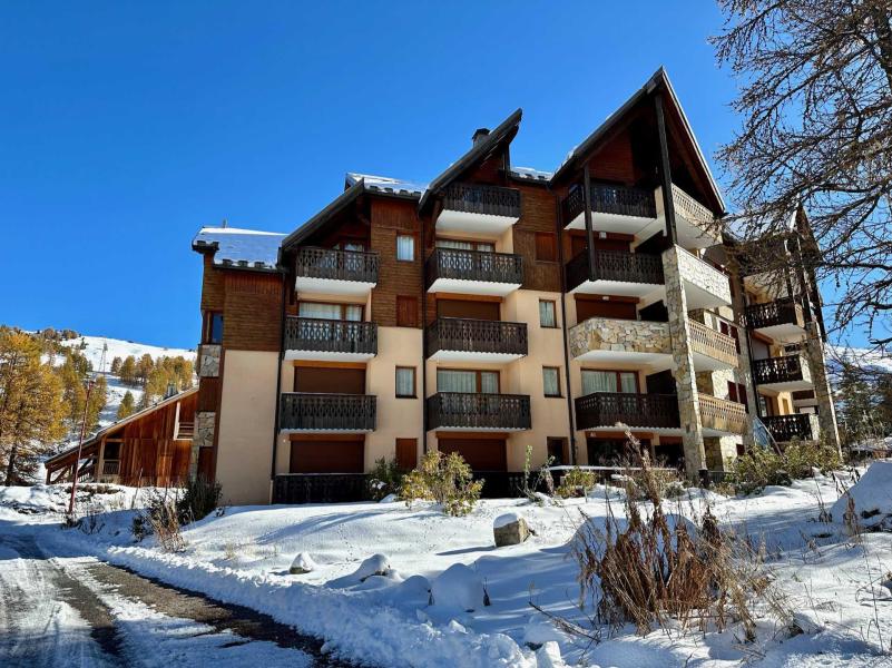 Location au ski Résidence Le Chamois Blond - Vars - Extérieur hiver