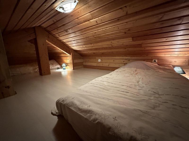 Rent in ski resort 2 room mezzanine apartment 4 people (001) - Résidence Le Coup de Sabre - Vars - Mezzanine
