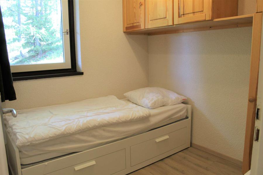 Skiverleih 2-Zimmer-Appartment für 4 Personen (301) - Résidence le Forest - Vars - Schlafzimmer