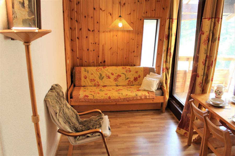 Rent in ski resort 2 room duplex apartment 6 people (012) - Résidence le Hameau - Vars - Living room