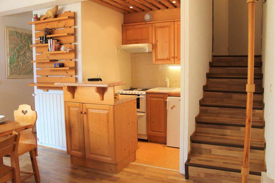 Rent in ski resort 2 room duplex apartment 6 people (012) - Résidence le Hameau - Vars - Living room