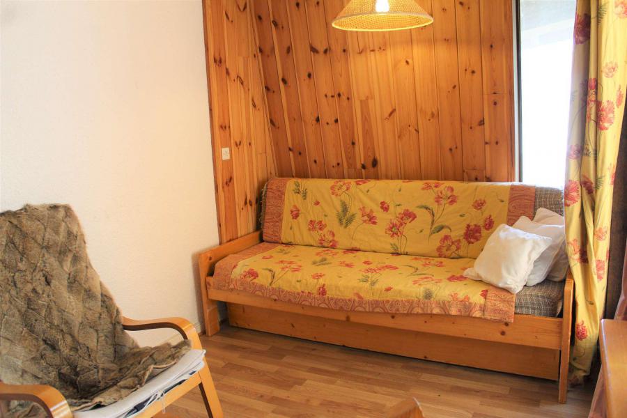 Rent in ski resort 2 room duplex apartment 6 people (012) - Résidence le Hameau - Vars - Living room