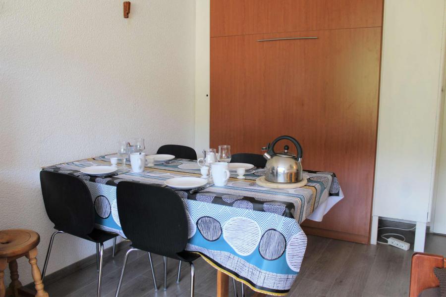 Wynajem na narty Apartament 2 pokojowy 4 osób (210) - Résidence le Mélèzen - Vars - Pokój gościnny