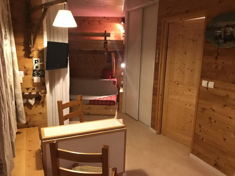 Rent in ski resort 2 room apartment 5 people (56) - Résidence le Pelvoux - Vars - Apartment