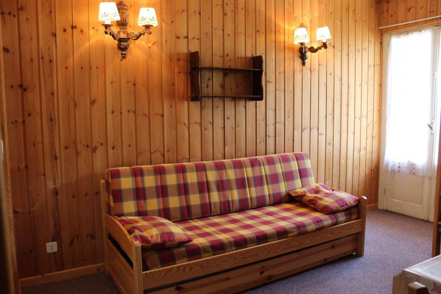 Rent in ski resort Studio sleeping corner 4 people (012) - Résidence le Schuss - Vars