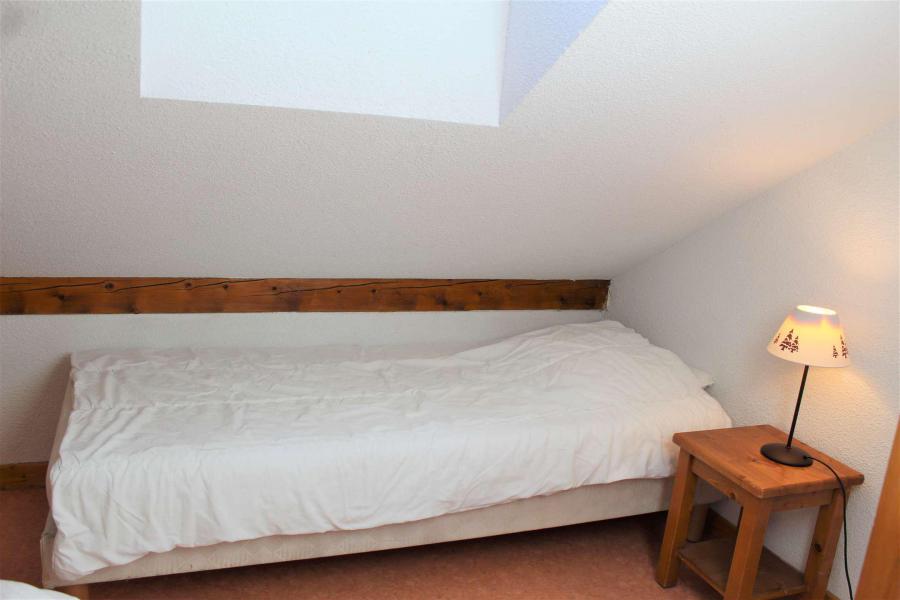 Ski verhuur Appartement triplex 5 kamers 8-10 personen (B20) - Résidence les Bouquetins - Vars - Kamer