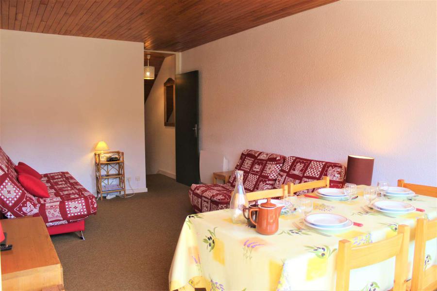 Rent in ski resort 2 room apartment 6 people (206) - Résidence les Ecrins 1 - Vars