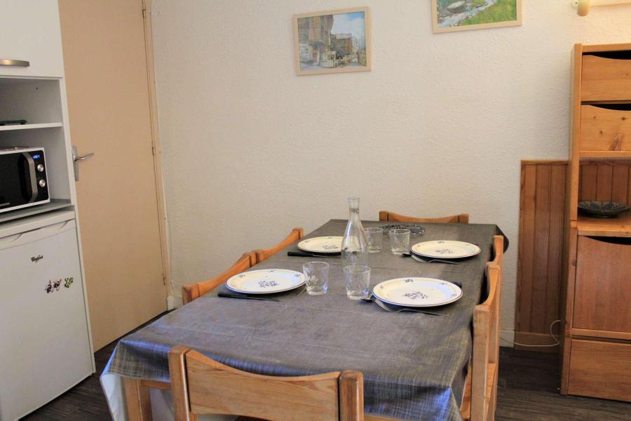 Rent in ski resort 2 room apartment 6 people (009) - Résidence les Edelweiss - Vars - Living room