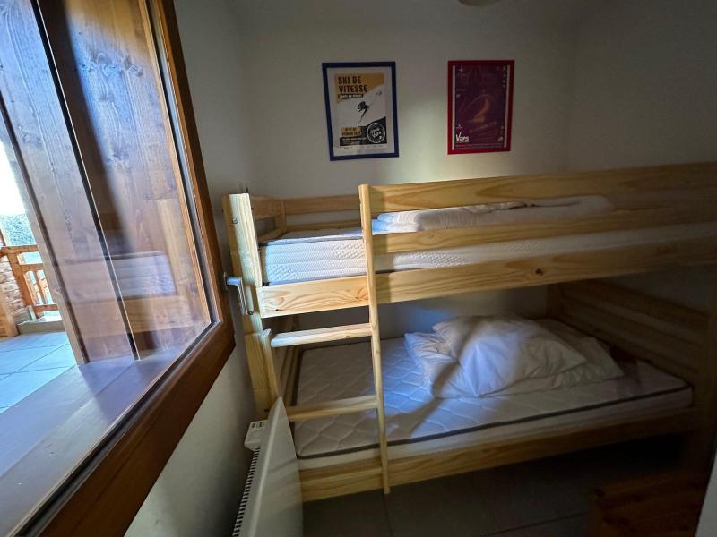 Rent in ski resort 2 room apartment cabin 6 people (42) - Résidence Les Terrasses de Vars Ste Marie  - Vars - Bedroom