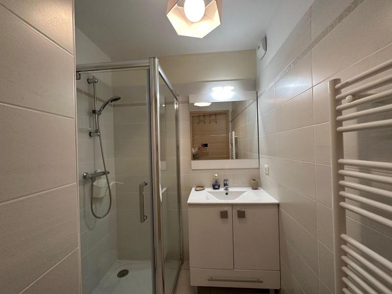 Rent in ski resort 2 room apartment cabin 6 people (42) - Résidence Les Terrasses de Vars Ste Marie  - Vars - Shower room