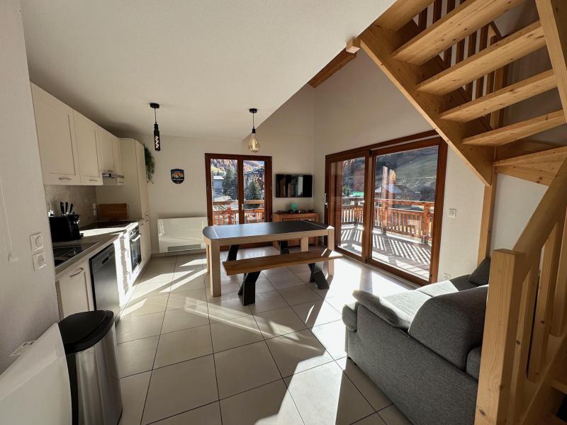 Rent in ski resort 4 room duplex apartment 8 people (34) - Résidence Les Terrasses de Vars Ste Marie  - Vars - Living room