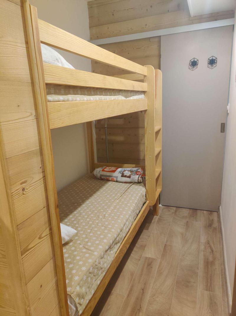 Rent in ski resort Studio sleeping corner 4 people (803) - Résidence Seignon - Vars - Apartment