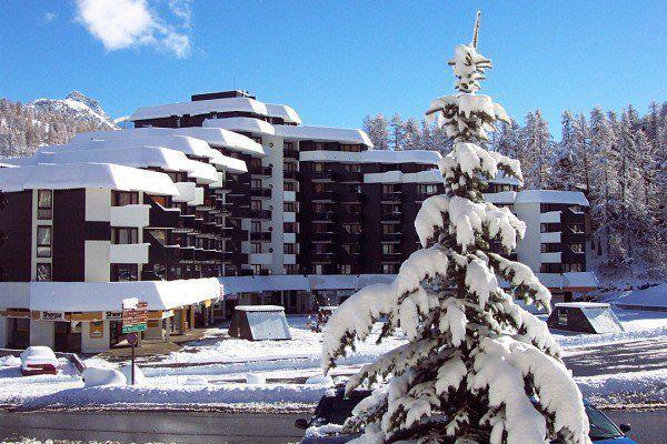Rent in ski resort Résidence Ski Soleil - Vars - Winter outside