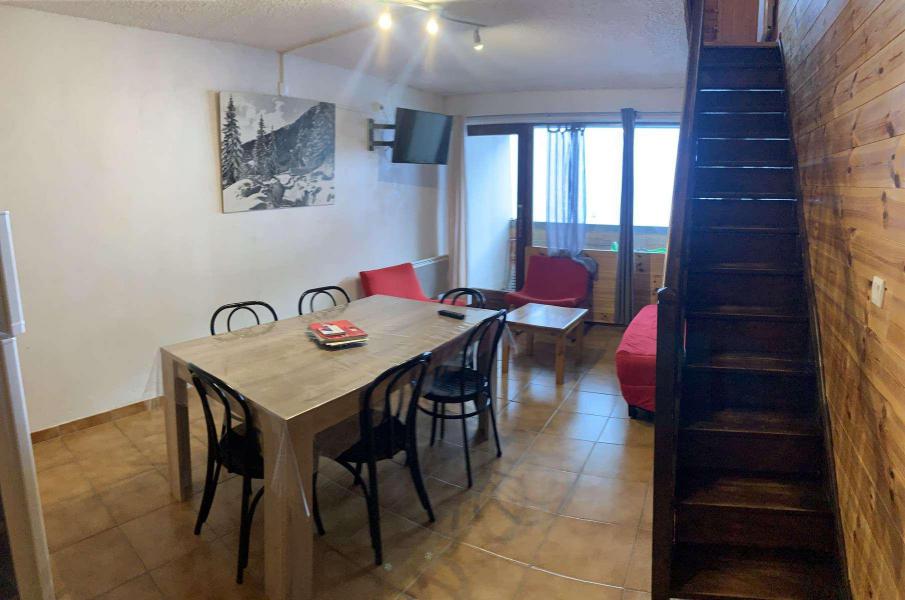 Rent in ski resort 3 room duplex apartment 6 people (275) - Résidences les Gentianes - Vars - Apartment
