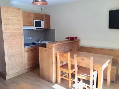 Location au ski Appartement 2 pièces 4 personnes (B52) - Le Hameau des Rennes - Vars - Séjour